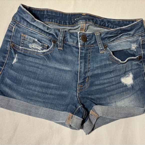 Womens size 2 Aeropostale brand Jean shorts, #C740 - Picture 1 of 4